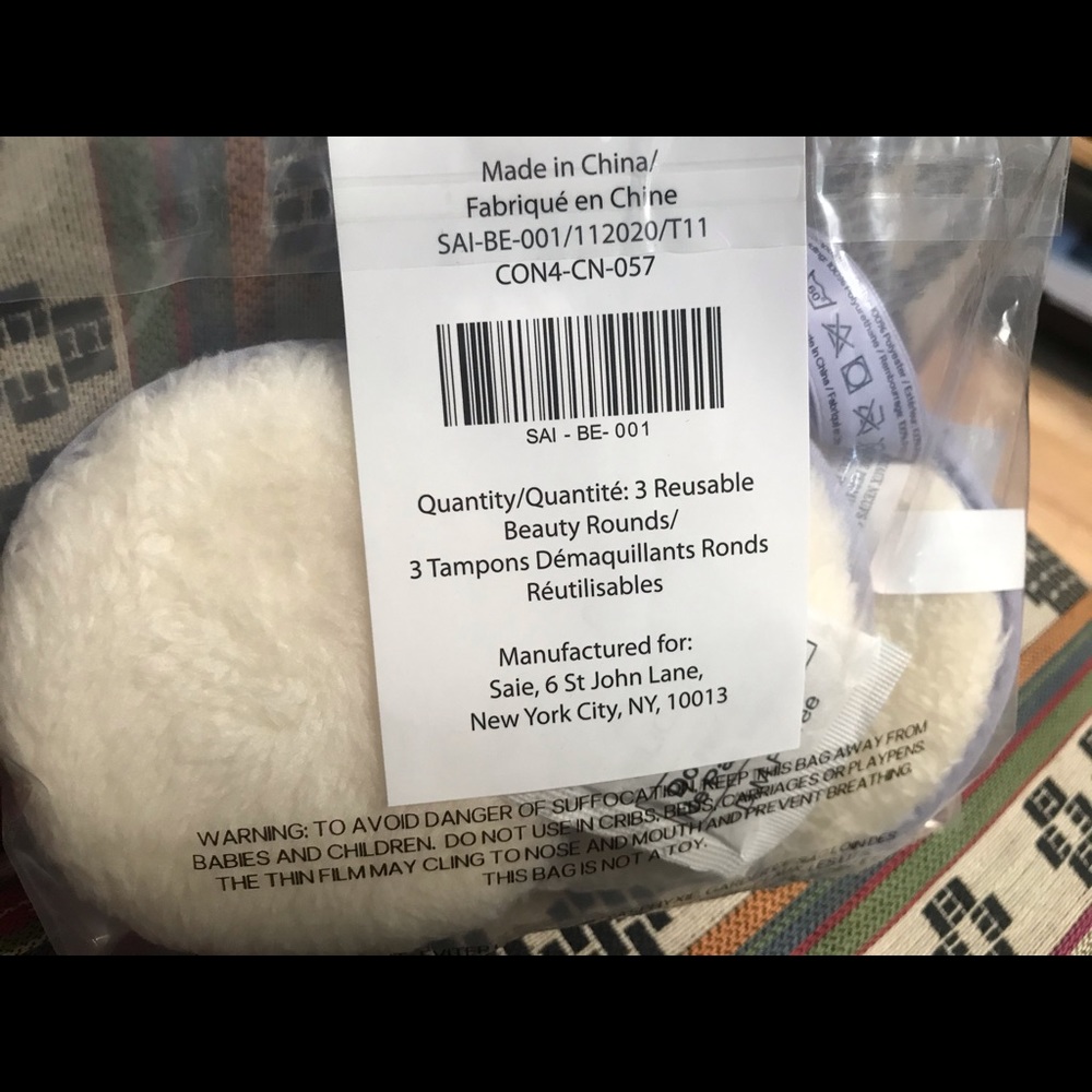 Saie Reusable Beauty Rounds - Picture 2 of 4